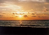カリブ海から昇る太陽